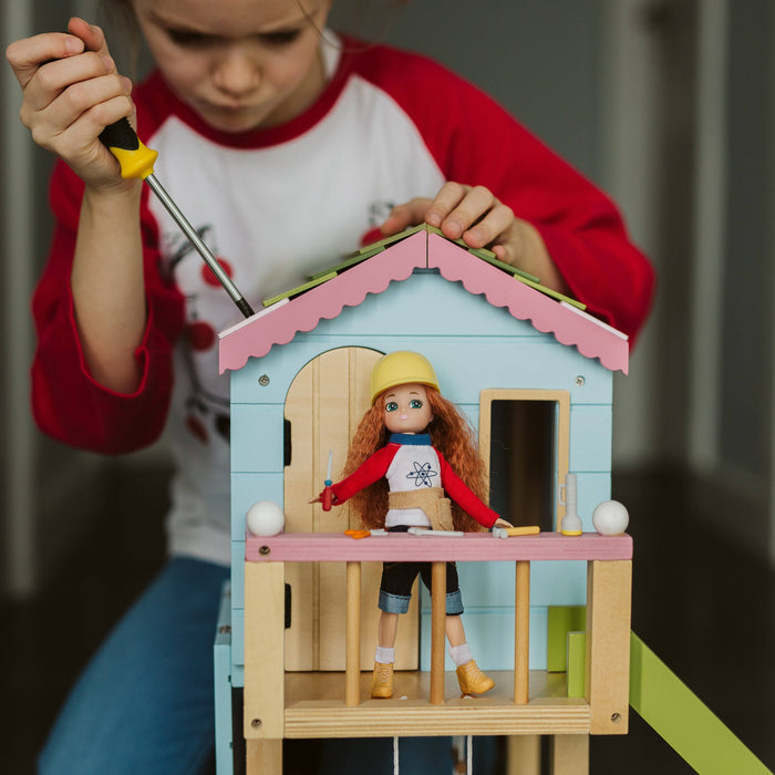 Lottie Dolls - Young Inventor