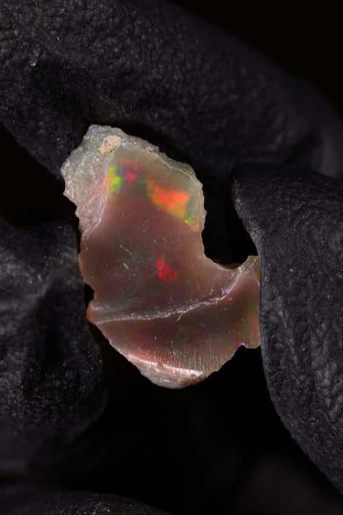 0.92g Rough Ethiopian Jewelry Grade Welo Opal