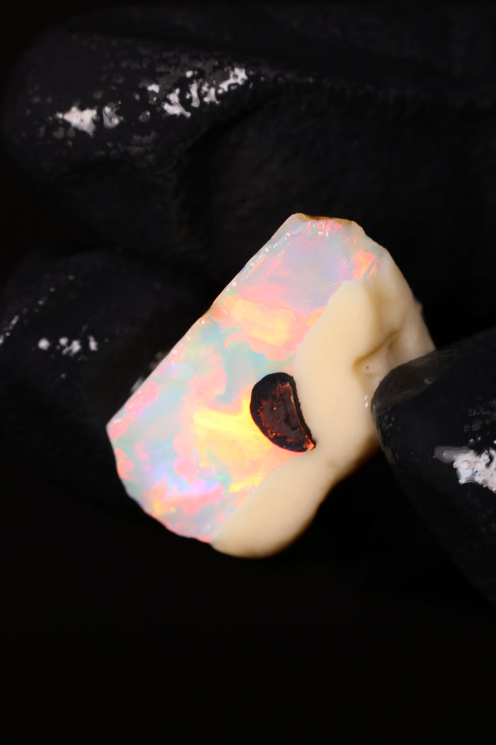 1.29g Rough Ethiopian Chalk Opal
