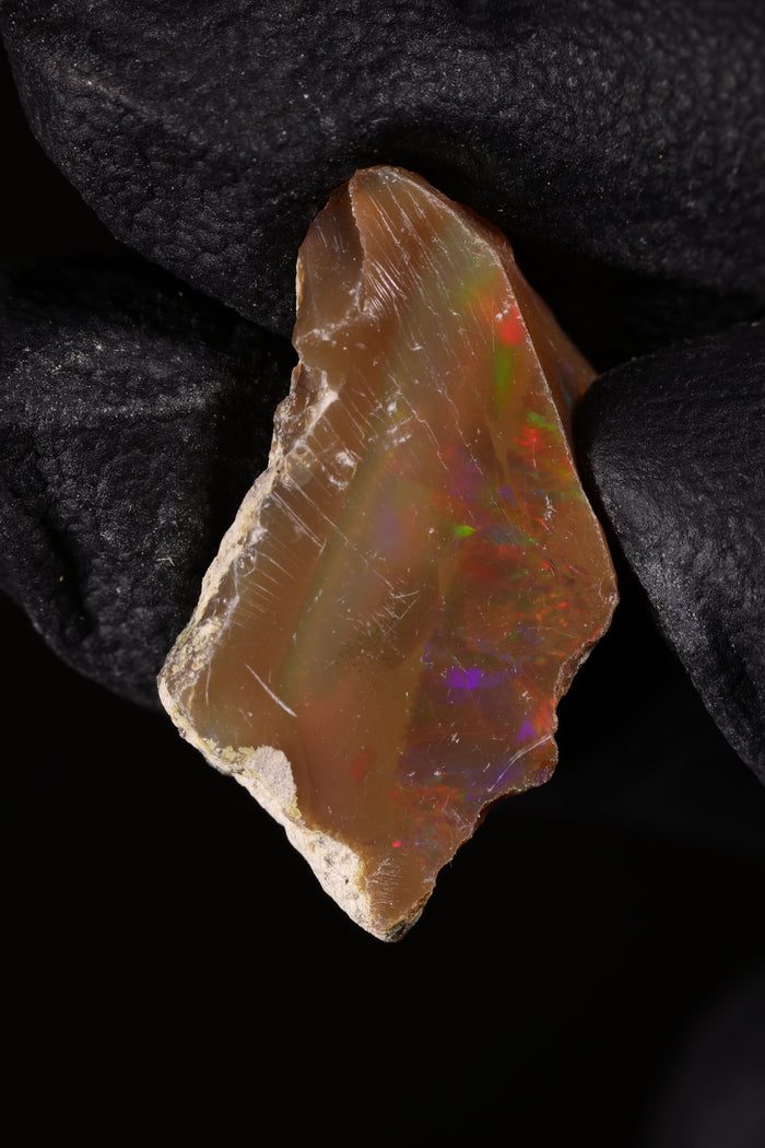 1.51g Rough Ethiopian Jewelry Grade Welo Opal