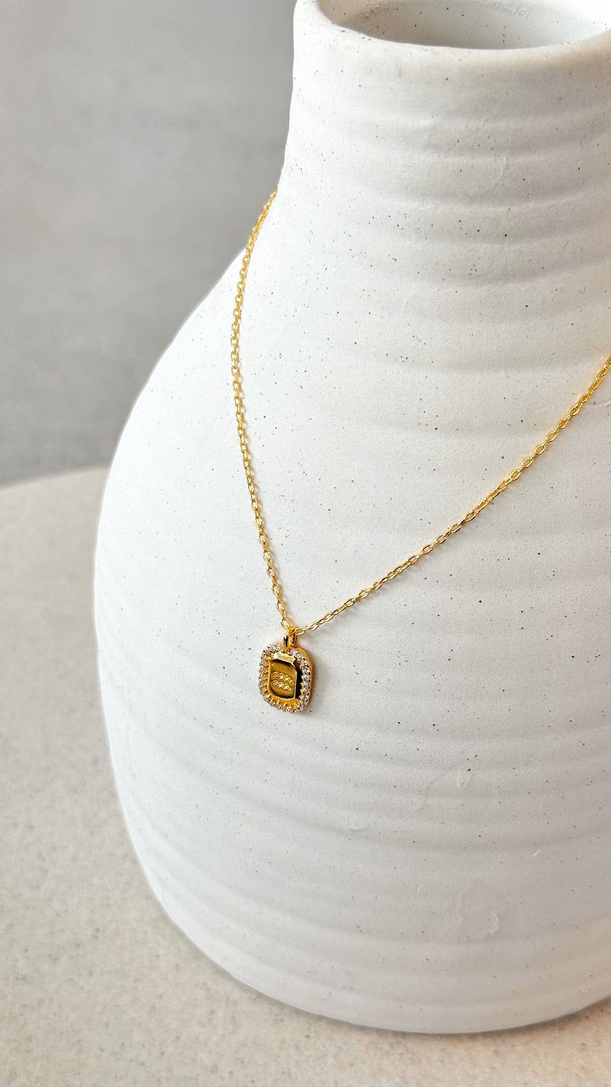 Zodiac Necklace - Aquarius
