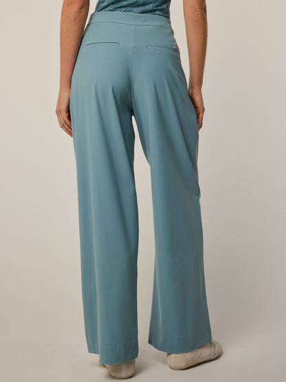 29.5" Phoenix Wide Leg Pleated Trouser
