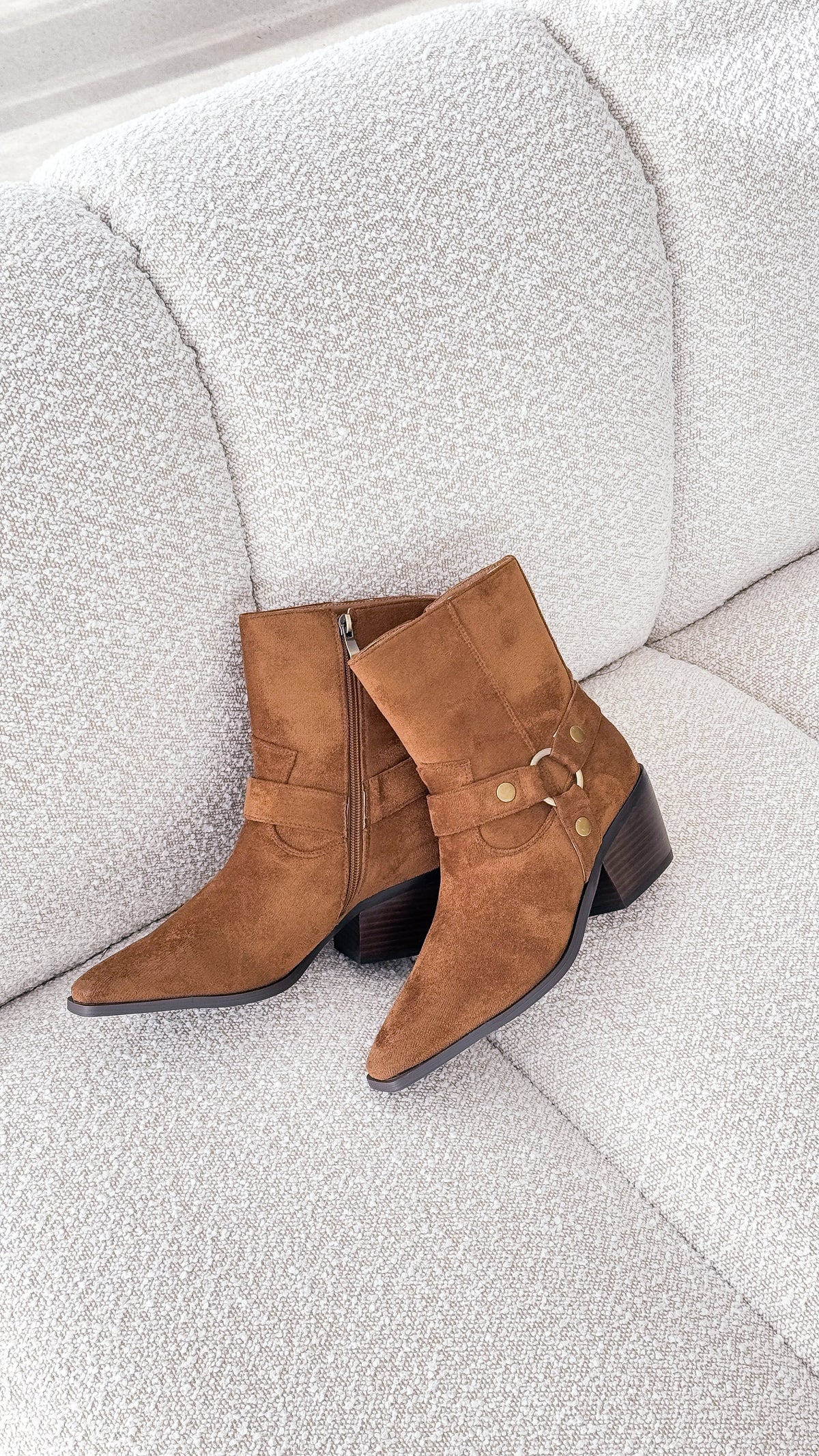 Lakota Boots - Cocoa Suede