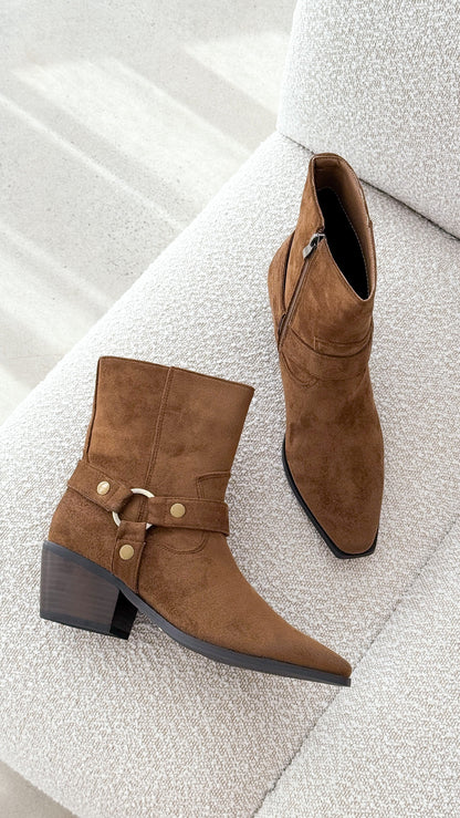 Lakota Boots - Cocoa Suede