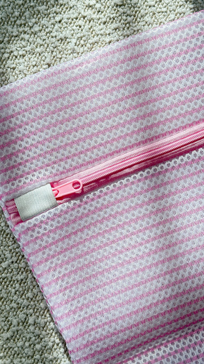 Lingerie Wash Bag - Pink/White