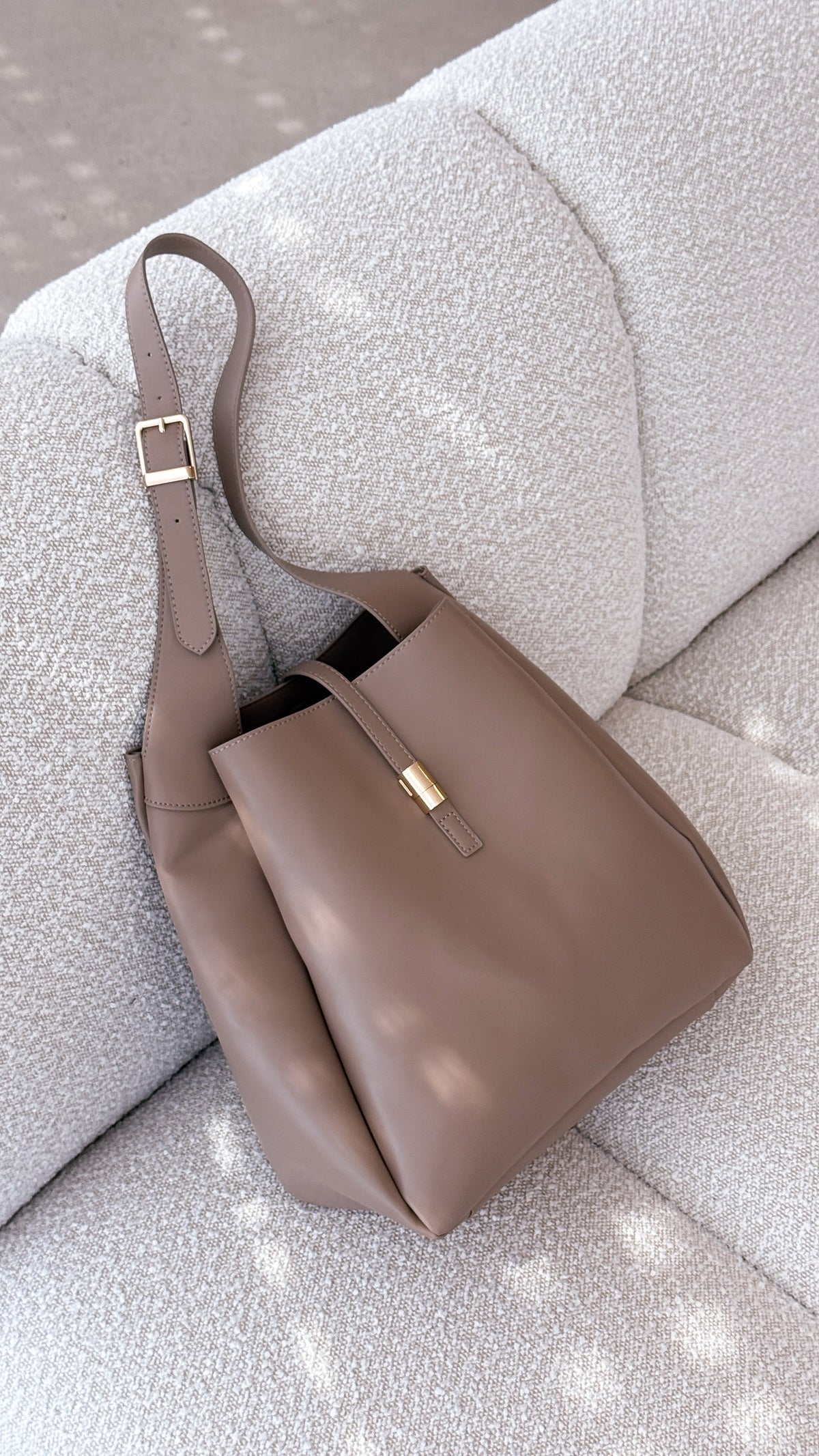 Yara Shoulder Bag - Truffle