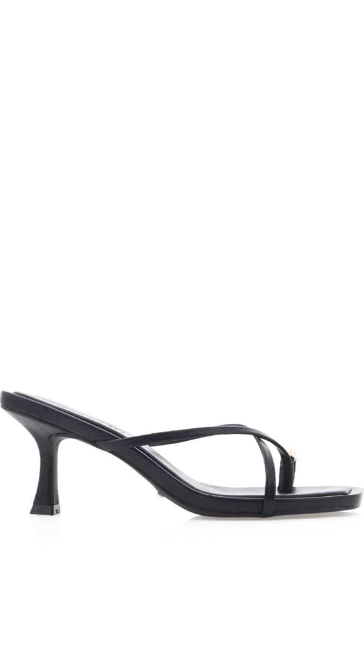 Urika Heel - Black