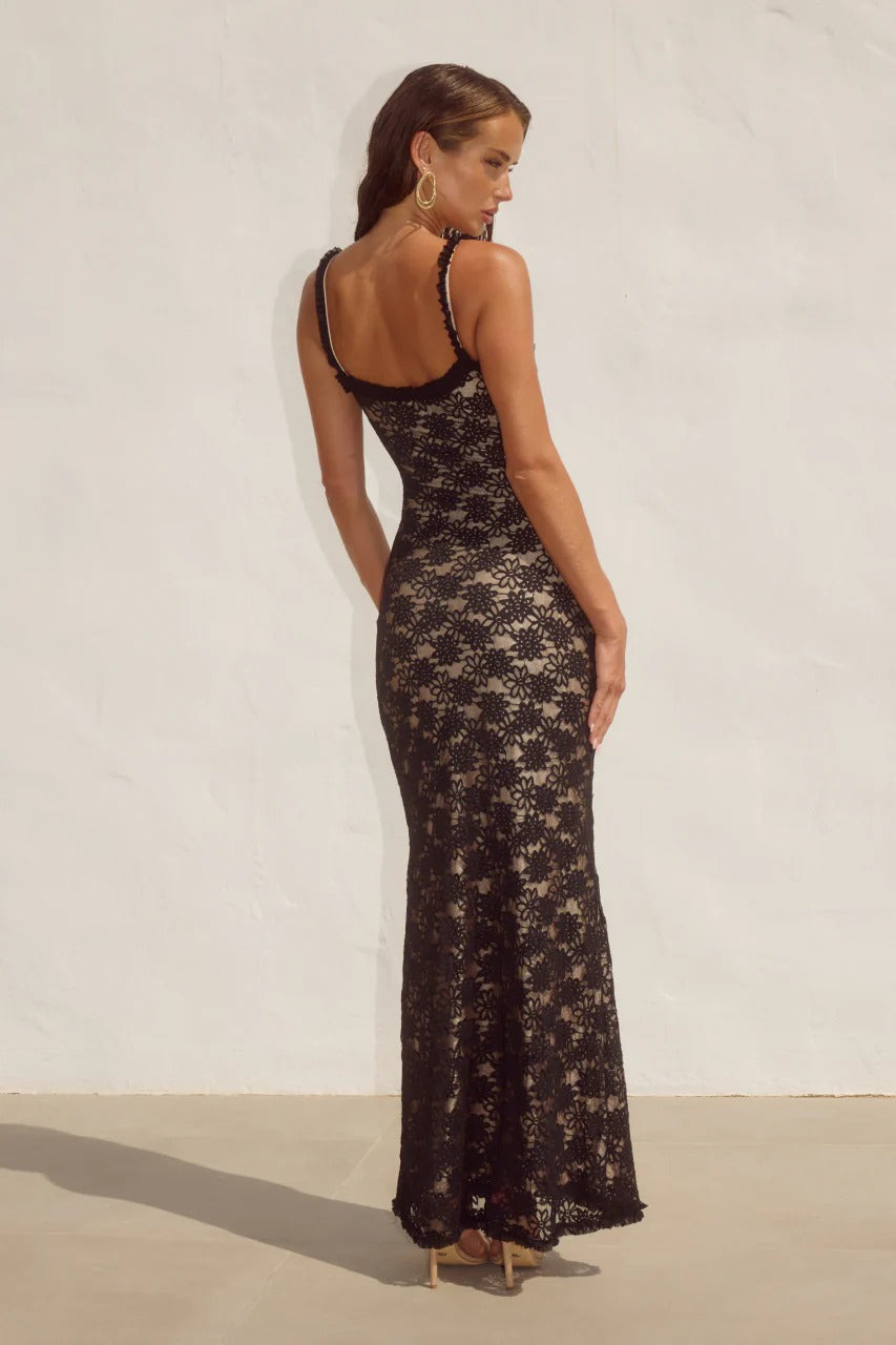 Sarta Lace Maxi Dress - Black