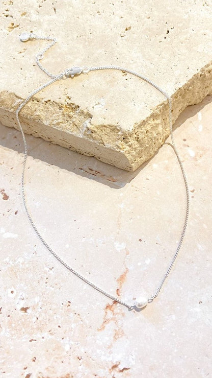 Kimmy Necklace - Silver/Pearl