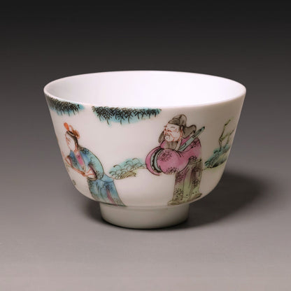 Qing Dynasty, Hand Painted Tea Cup - c. 1800s to 1900s - Imperial China