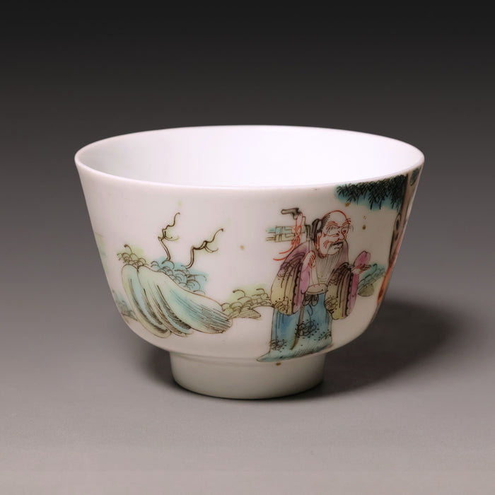 Qing Dynasty, Hand Painted Tea Cup - c. 1800s to 1900s - Imperial China